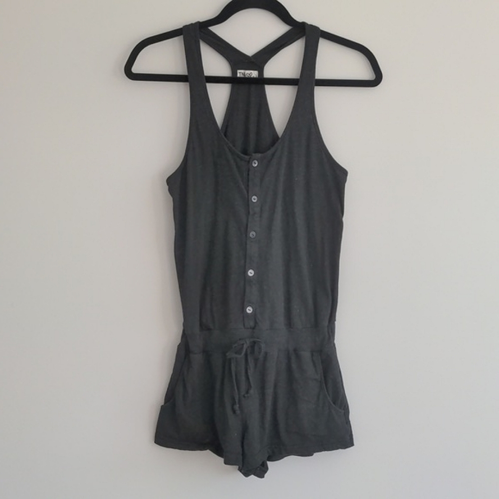 Aritzia TNA Sandbanks Sleeveless Romper Shorts, Charcoal Grey, Womens Si…